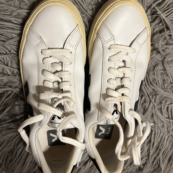VEJA Campo Bicolor Leather Low-Top Sneakers size 5 - Picture 9 of 13